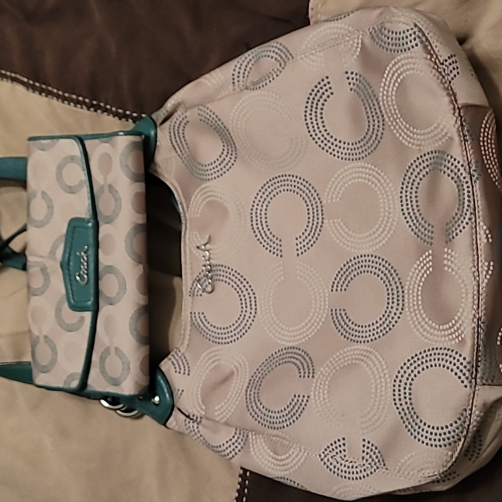 Coach Ashley Dotted opt Hobo in  Aegean Green/khaki